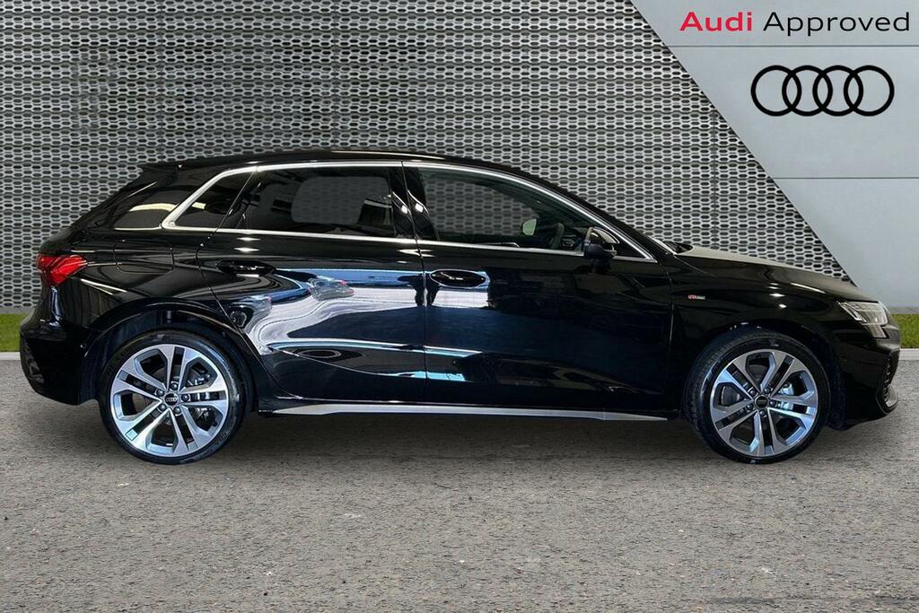 Audi A3 S Line Tfsi E 204 Ps S Tronic SV26XHZ Black #4