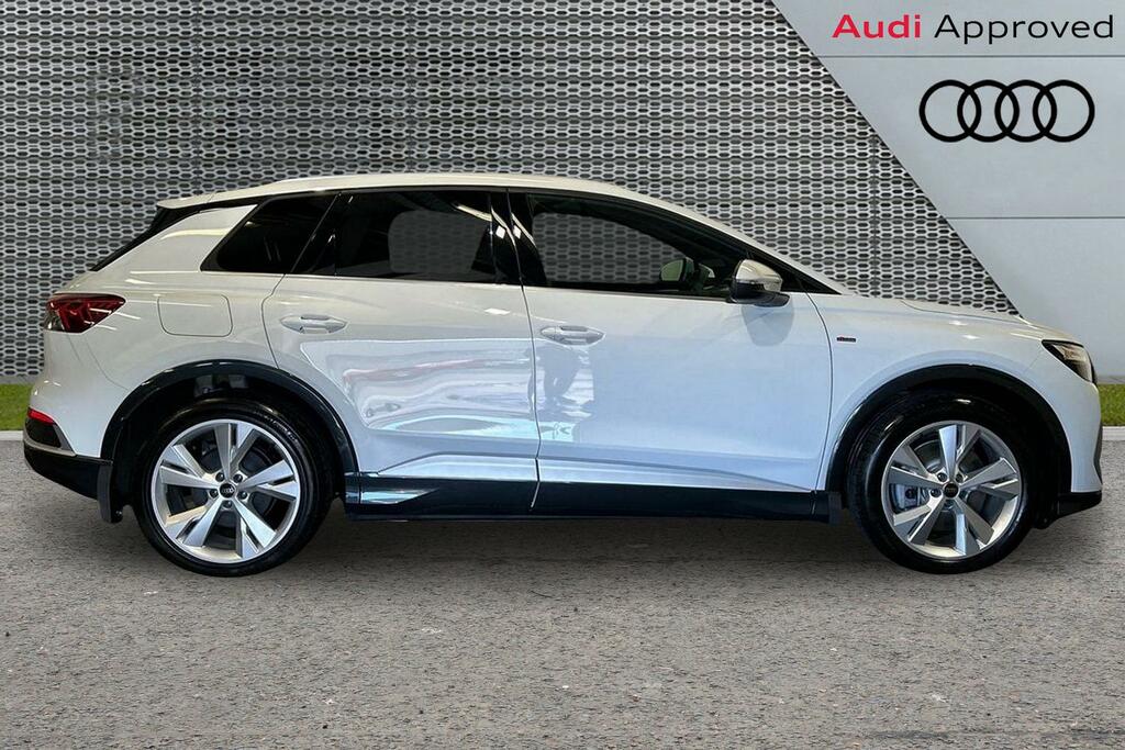 Audi Q4 E Tron Q4 S Line 40 E-tron 150,00 Kw SV26UMF White #4