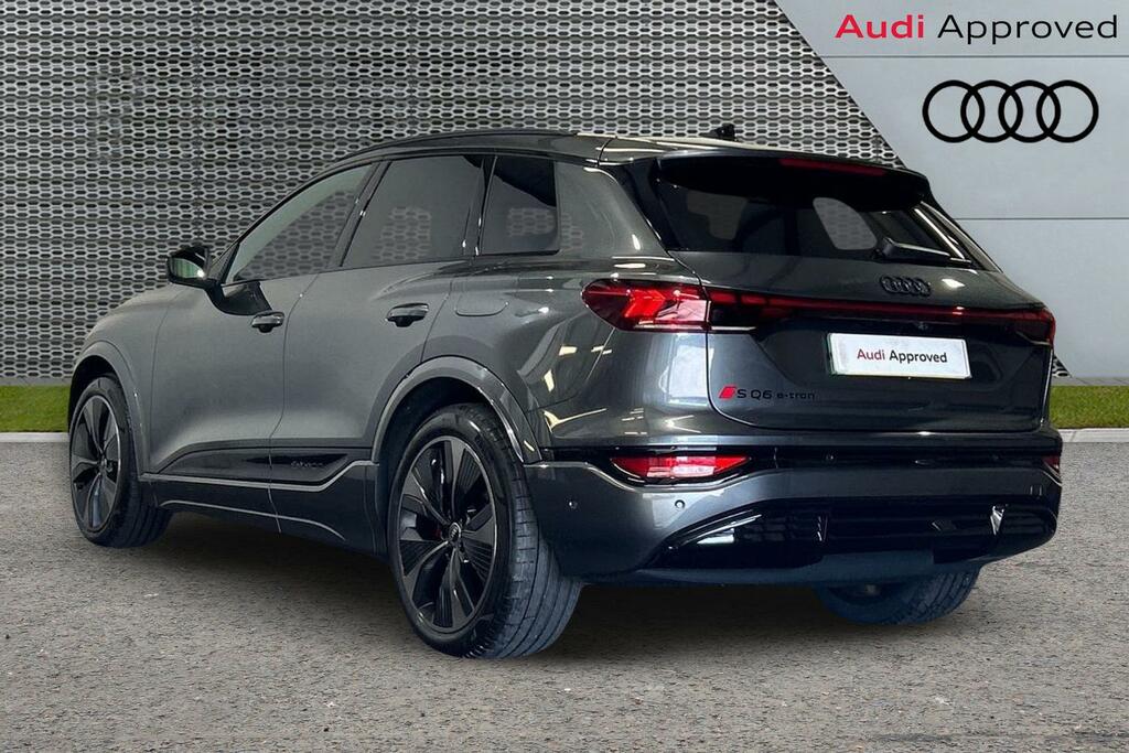 Audi SQ6 E-Tron Sq6 Suv Black Edition E-tron 360,00 Kw Grey #3