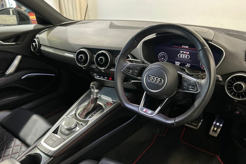 Audi TT S Coup- Black Edition Tfsi 306 Ps S Tronic SV20YEF Black #6