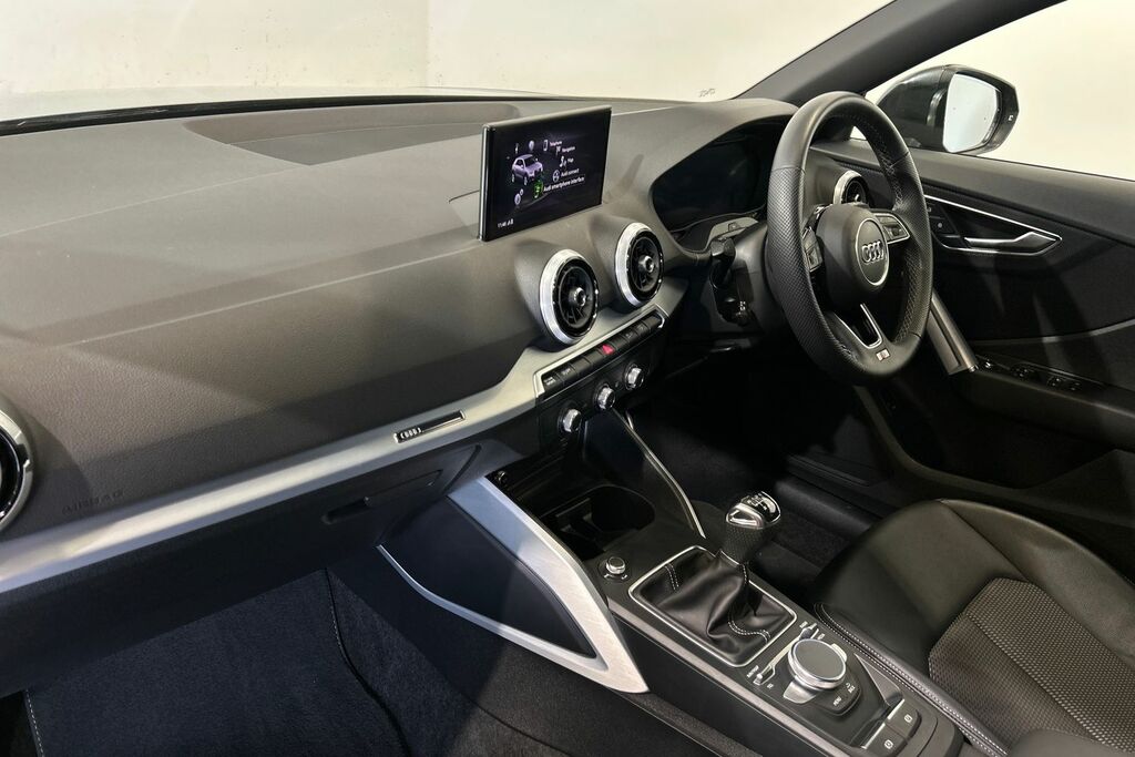 Audi Q2 S Line 30 Tfsi 110 Ps 6-Speed SW73VNV Grey #2