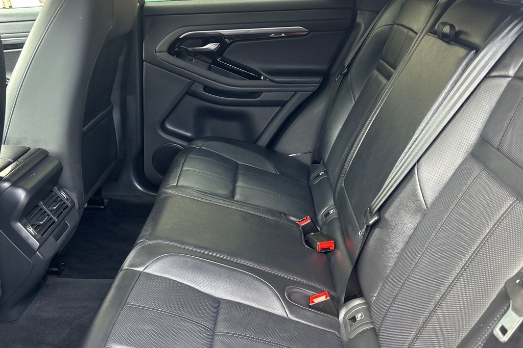 Land Rover Range Rover Evoque D200 R-dynamic S GF22CRZ White #4