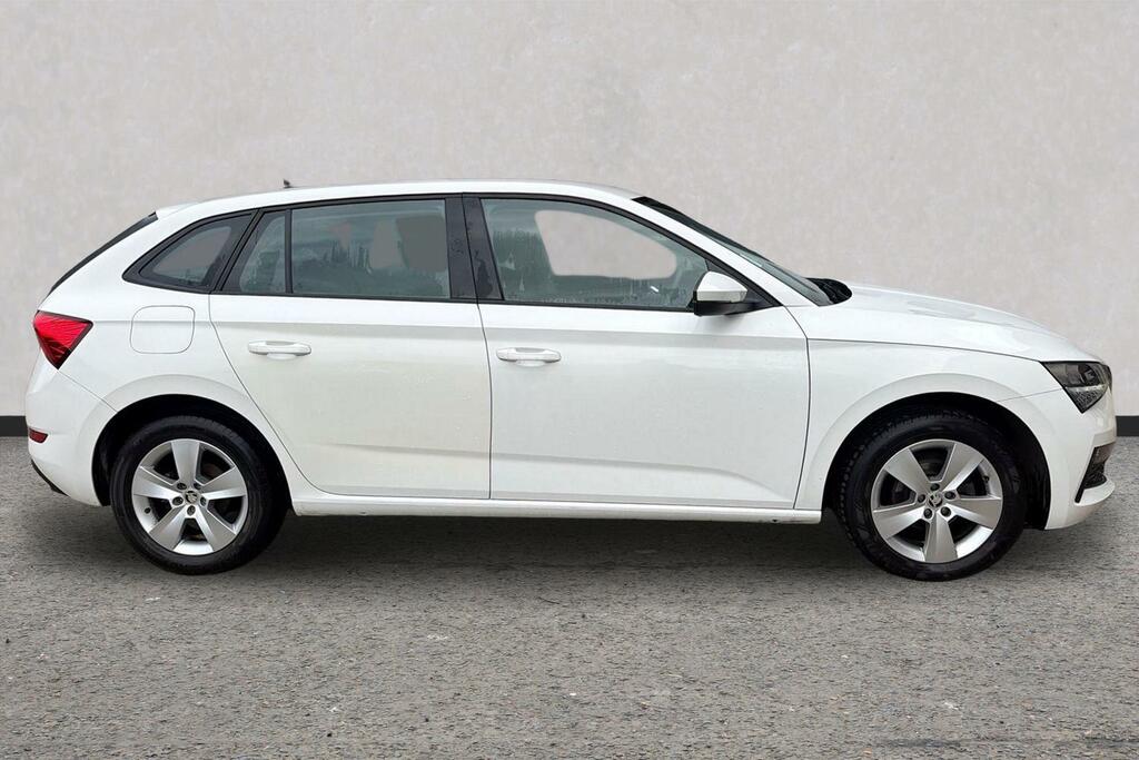 Skoda Scala 1.0 Tsi 95 Se White #4