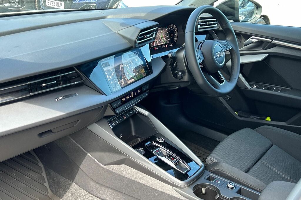 Audi A3 Sport Tfsi E 204 Ps S Tronic Black #2