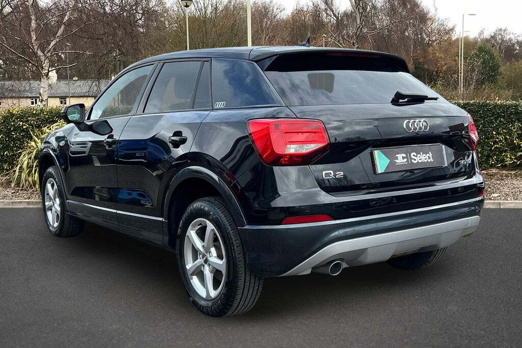 Audi Q2 30 Tdi Se ST68ZDD Black #3