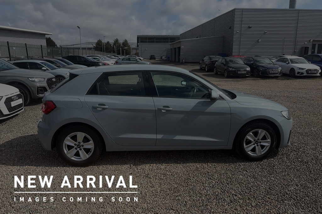 Audi A1 Technik 25 Tfsi 95 Ps 5-Speed SV71ZGO Grey #4