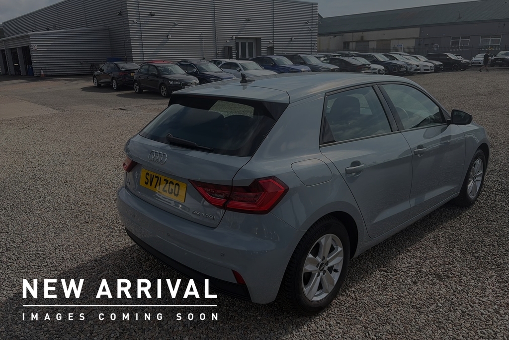 Audi A1 Technik 25 Tfsi 95 Ps 5-Speed SV71ZGO Grey #3