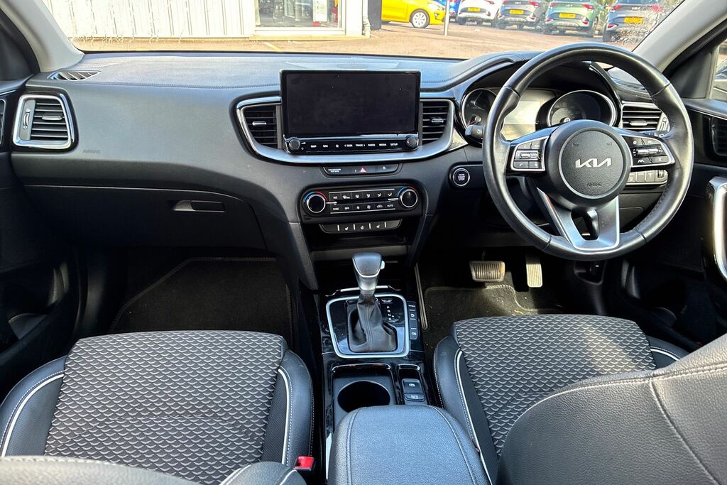 Kia Ceed 1.5 T-gdi 3 Sportswagon Dct Euro 6 Ss Silver #4