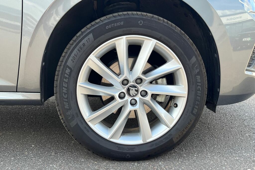 Skoda Kamiq 1.0 Tsi 116Ps Se Edition Dsg Grey #5