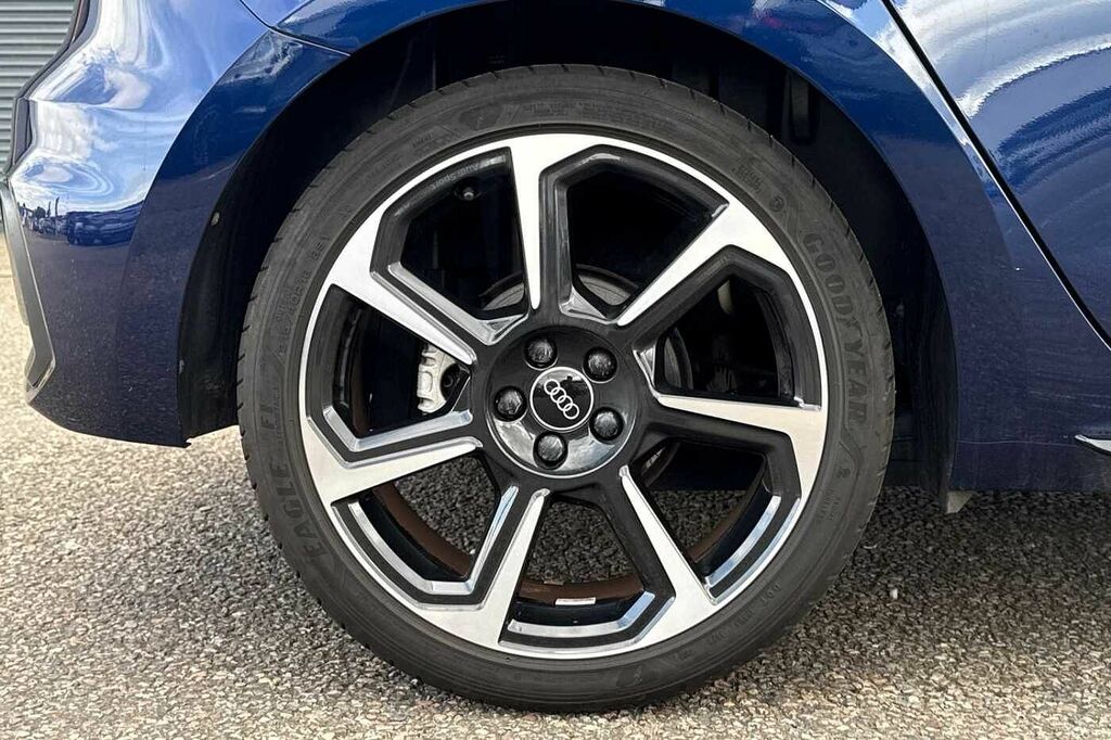 Audi A1 Black Edition 30 Tfsi 110 Ps 6-Speed BV24TOH Blue #5