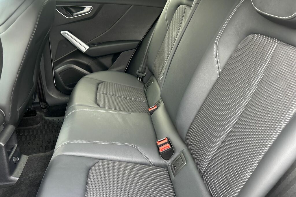 Audi Q2 Tfsi Cod Sport White #9