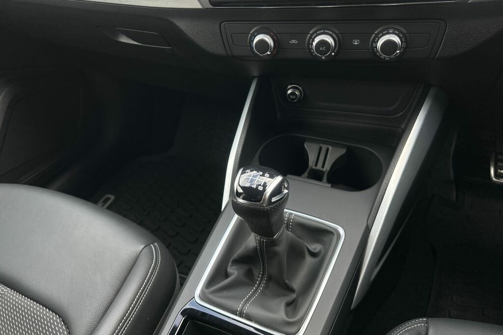 Audi Q2 Tfsi Cod Sport White #25