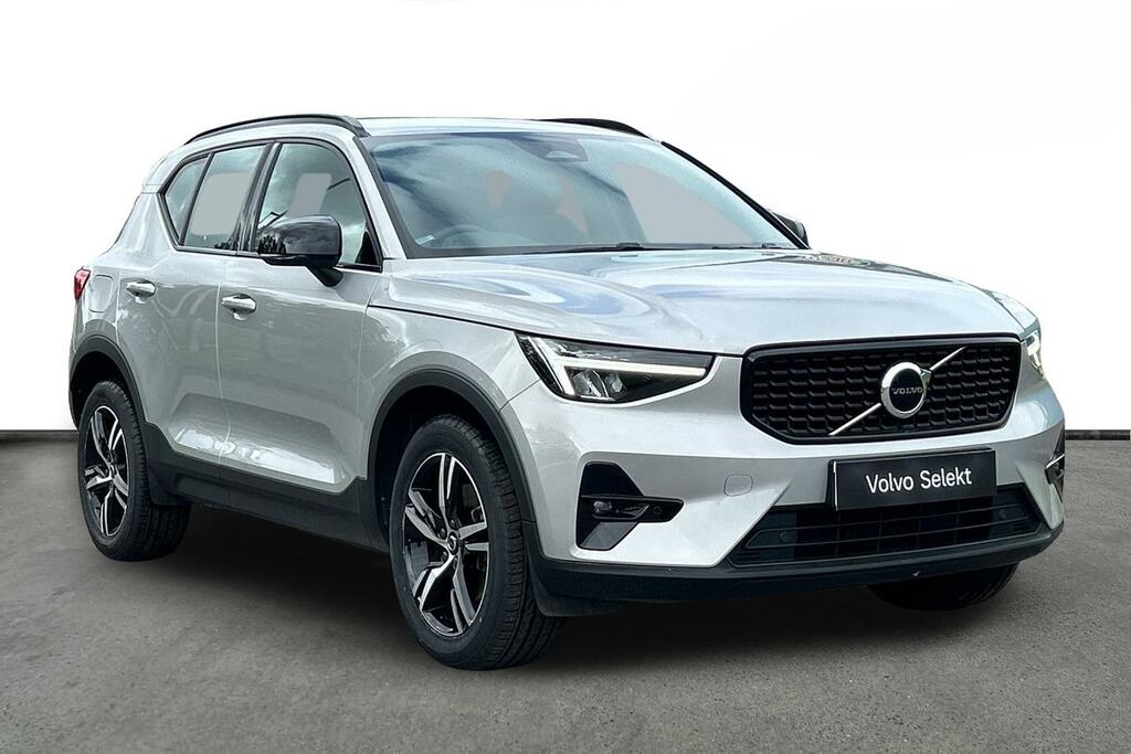 Volvo XC40 Plus, B3 Mild Hybrid, Dark Silver