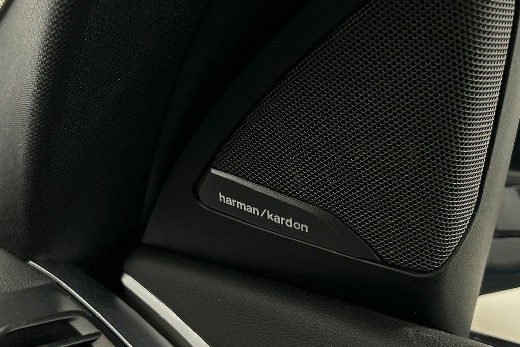 BMW X4 X4 M40d Black #22
