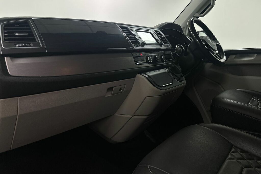Volkswagen Transporter 2.0 Tdi T30 Bluemotion Tech Edition Kombi Dsg Fwd White #6