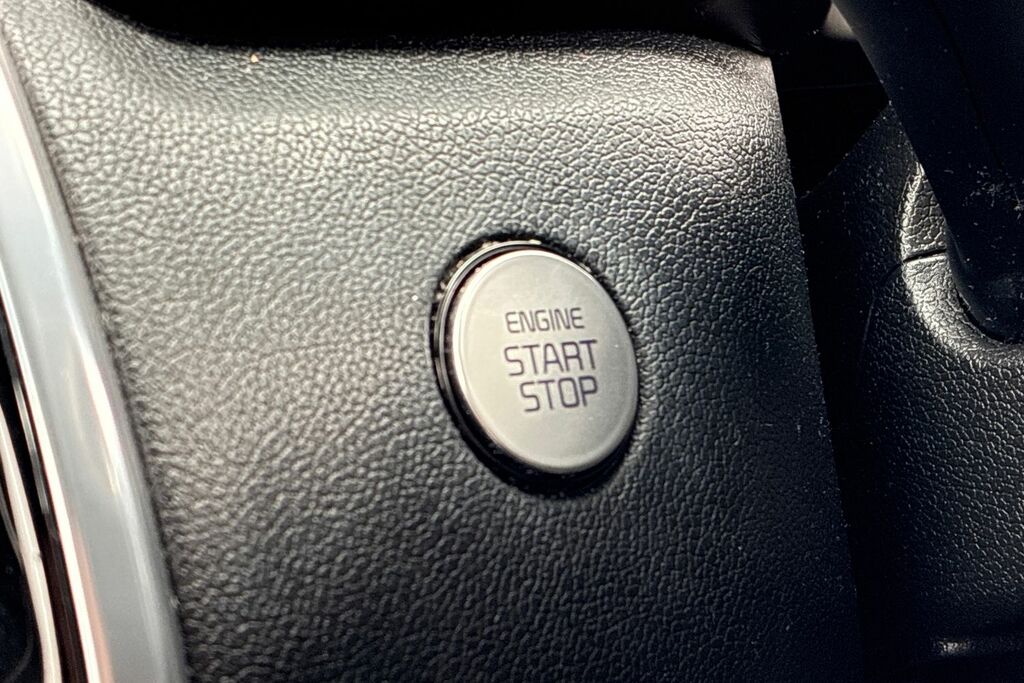 Kia Sorento 4 Black #28