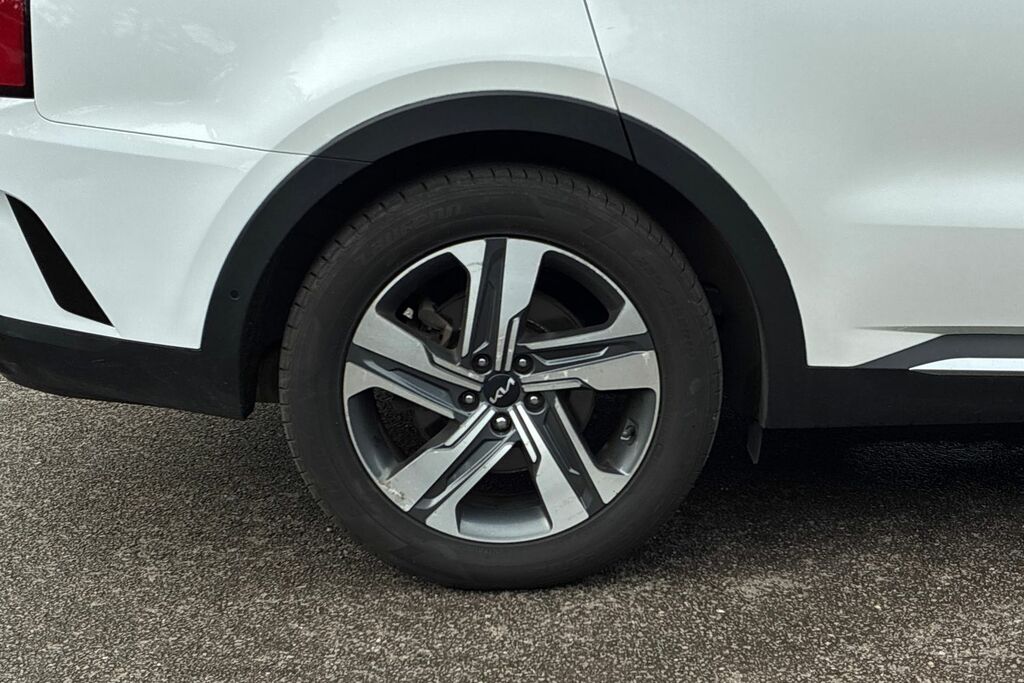 Kia Sorento 4 Black #14