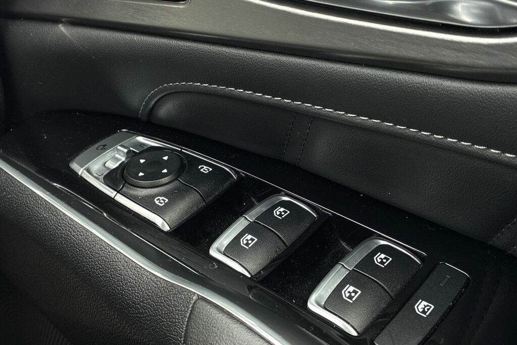 Kia Sorento 4 Black #22