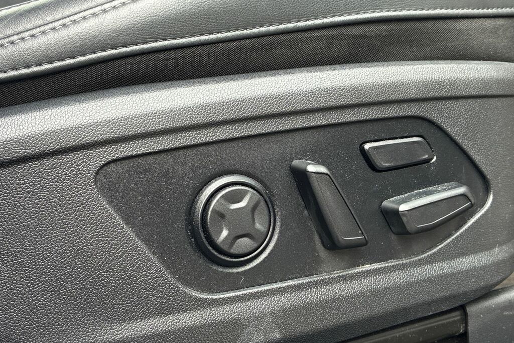 Kia Sorento 4 Black #29