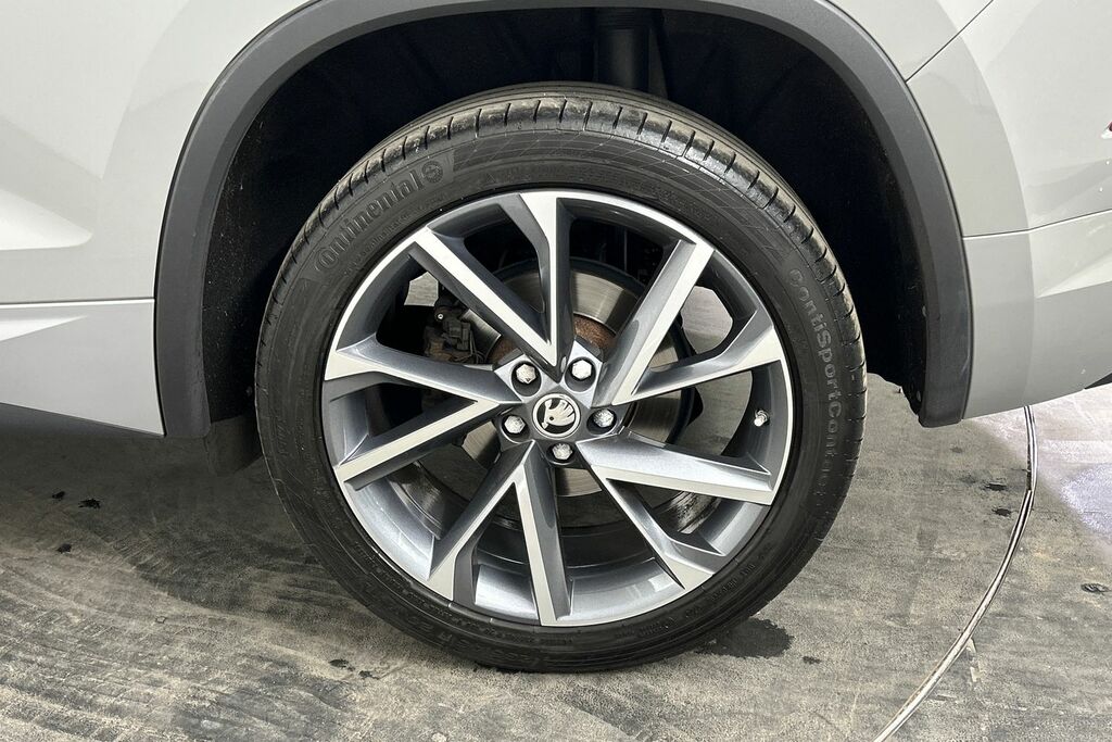 Skoda Kodiaq 2.0 Tdi 200 Sport Line 4X4 Dsg 7 Seat Grey #5
