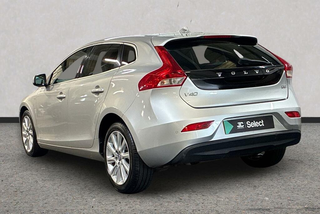 Volvo V40 2.0 D2 Se Lux Nav Euro 6 Ss Silver #4