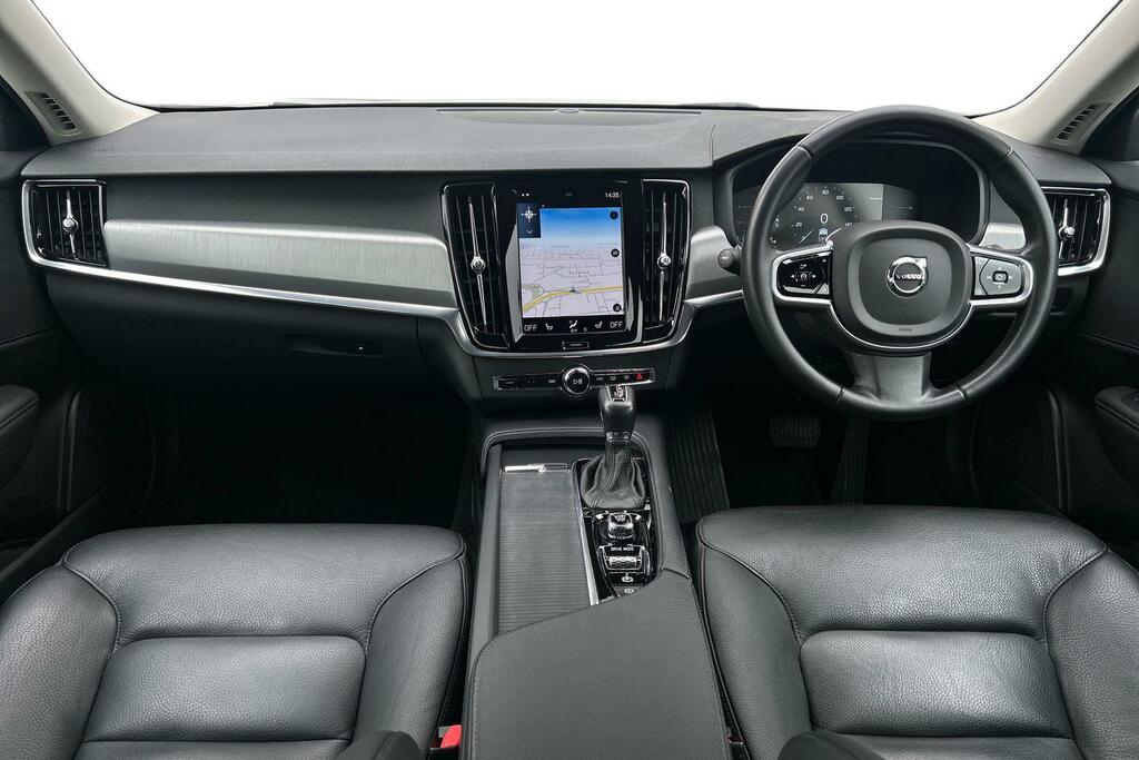 Volvo V90 D4 Momentum Silver #6