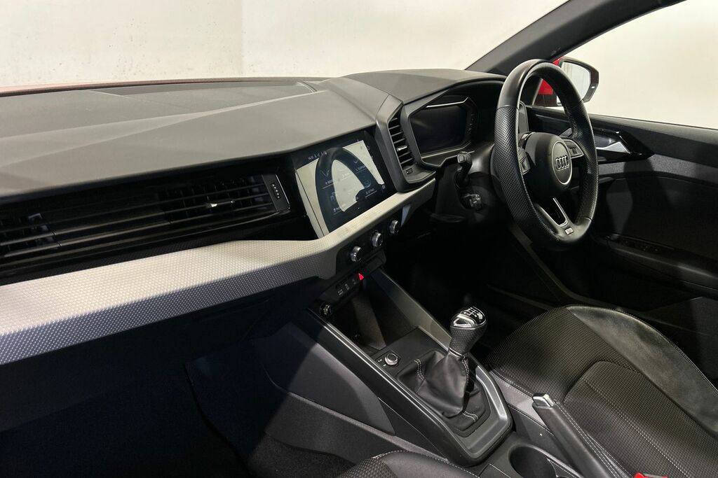 Audi A1 S Line 25 Tfsi 95 Ps 5-Speed White #2