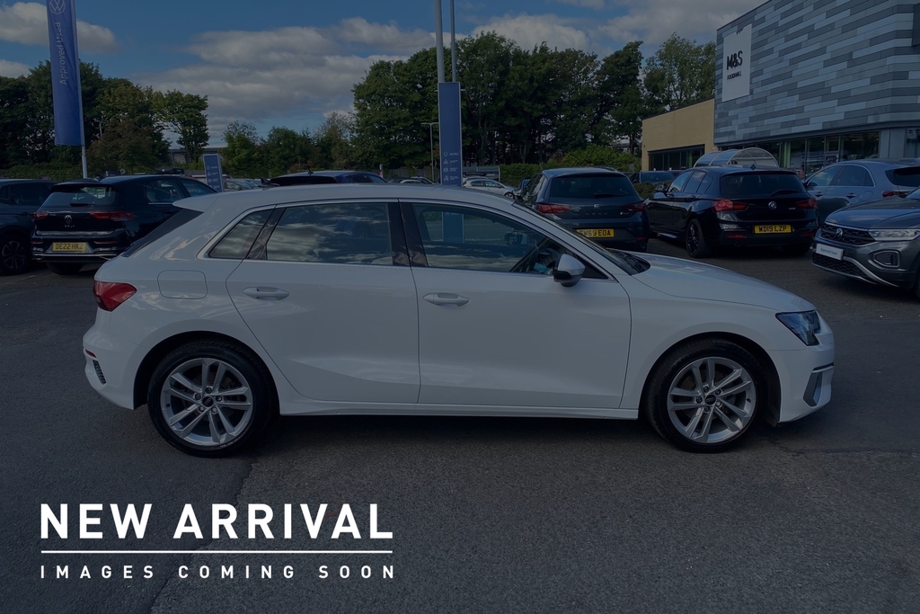 Audi A3 35 Tfsi Sport SD23JLU White #4