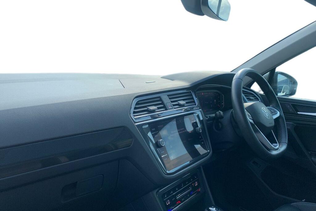 Volkswagen Tiguan 2.0 Tdi 4Motion Elegance Dsg Grey #2