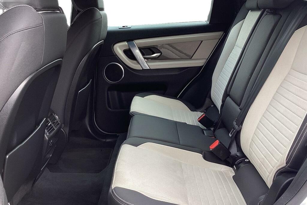 Land Rover Discovery Sport P200 R-dynamic S White #4