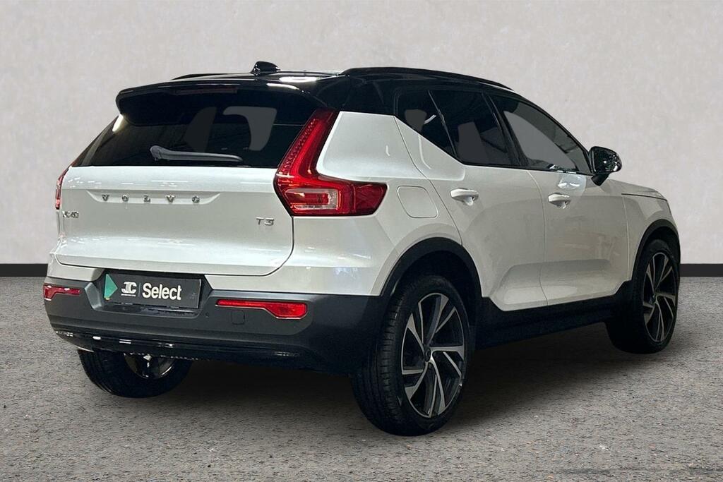 Volvo XC40 1.5 T3 R-design Pro Euro 6 Ss White #2