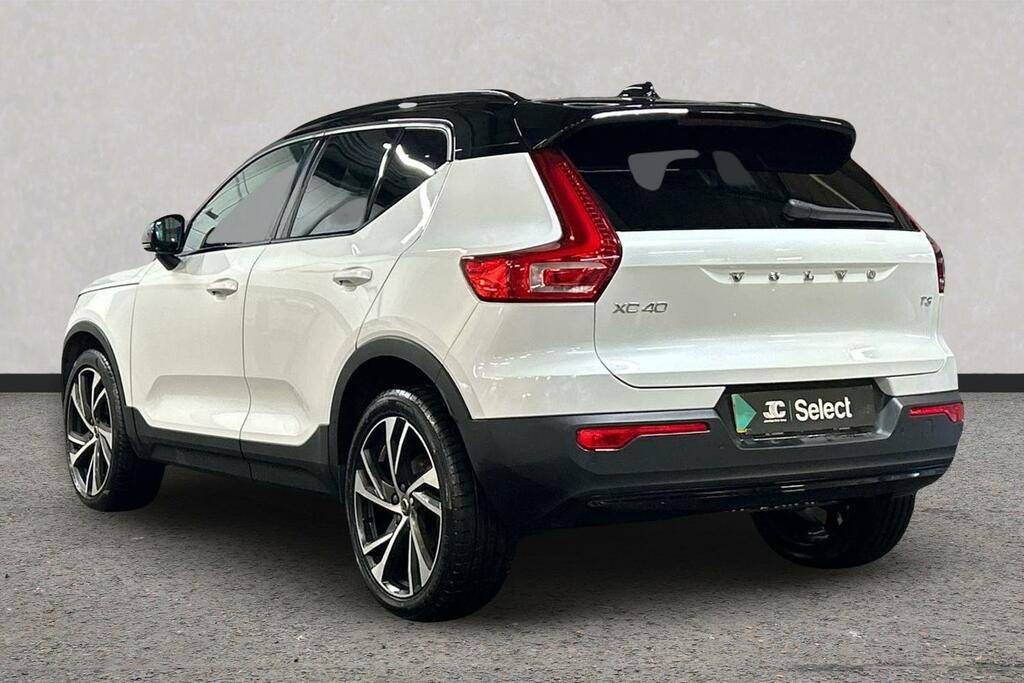 Volvo XC40 1.5 T3 R-design Pro Euro 6 Ss White #4