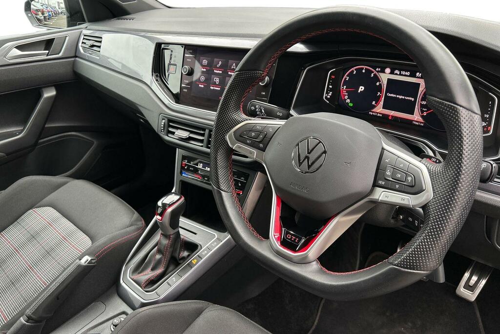 Volkswagen Polo Hatchback White #6