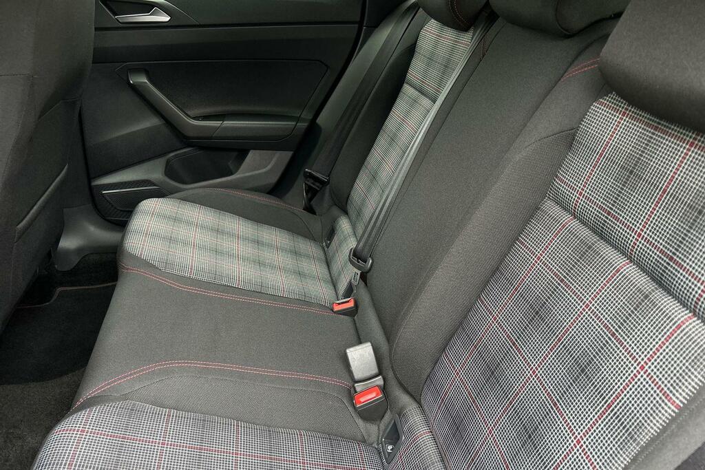 Volkswagen Polo Hatchback White #9