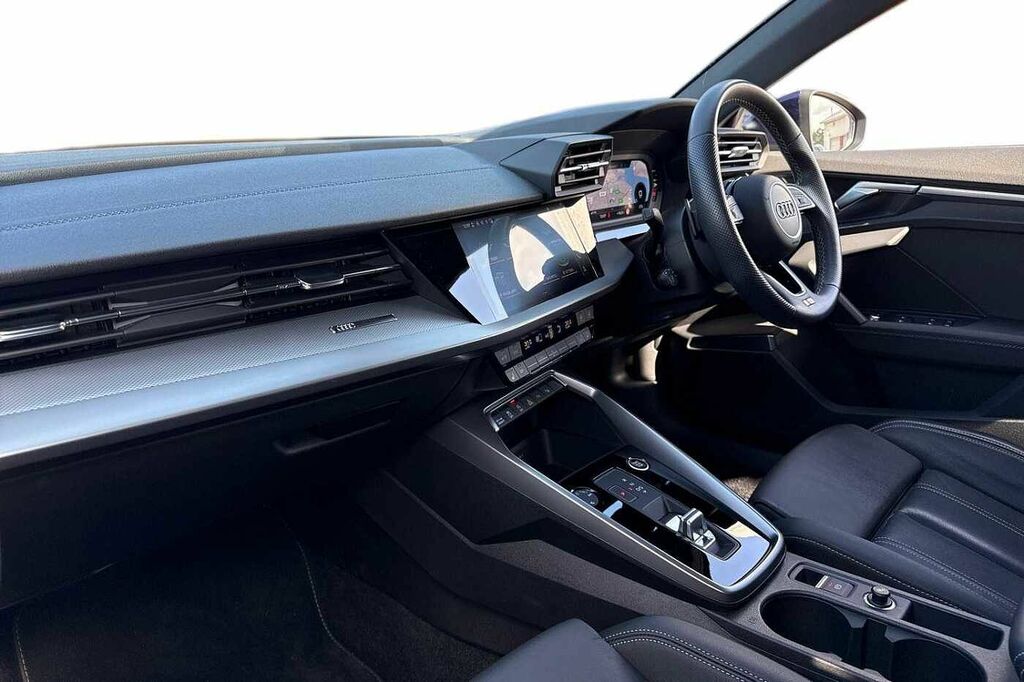 Audi A3 S Line 30 Tfsi 110 Ps S Tronic SW73VNG Blue #2