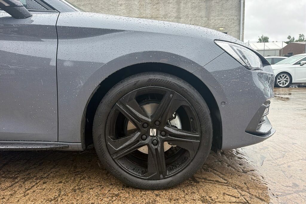 Seat Leon 1.5 Etsi 150 Fr Black Edition Dsg Dap Grey #5