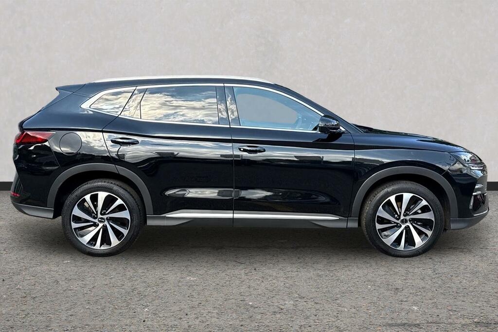 Byd Seal U 1.5 26.6Kwh Comfort Suv Plug-in Hybrid Black #4