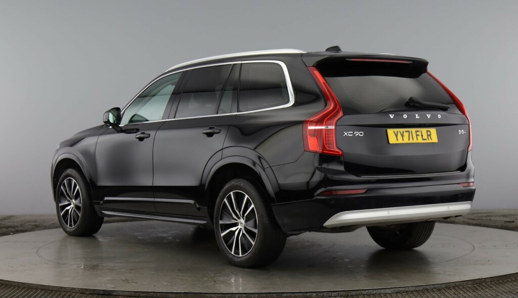Volvo XC90 Momentum, B5 Awd Mild Hybrid, 7 Seats Black #3