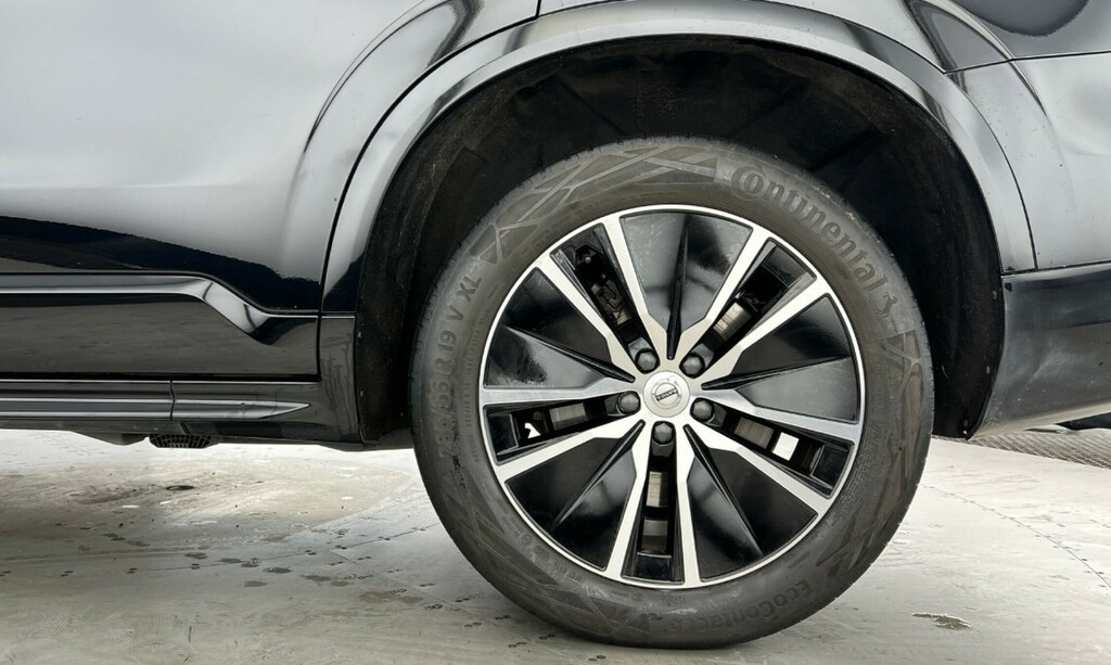 Volvo XC90 Momentum, B5 Awd Mild Hybrid, 7 Seats Black #4