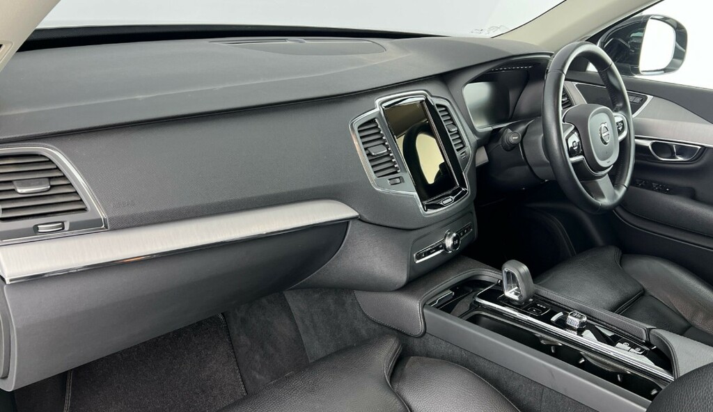 Volvo XC90 Momentum, B5 Awd Mild Hybrid, 7 Seats Black #6