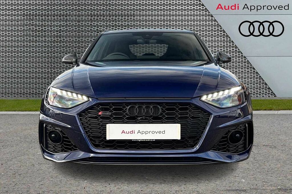Audi RS4 Competition Black #8