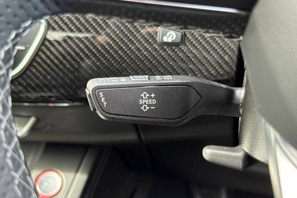 Audi RS4 Competition Black #25