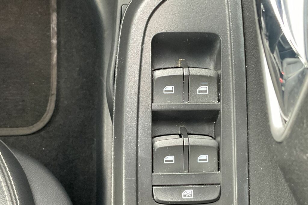 MG MG3 1.5 Vti-tech Exclusive Navigation White #24
