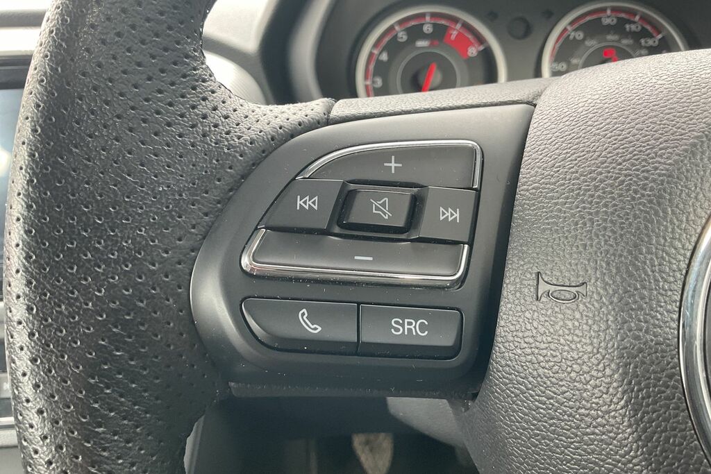 MG MG3 1.5 Vti-tech Exclusive Navigation White #8