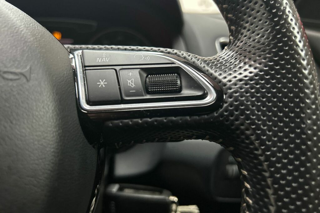 Audi Q3 S Line Plus Blue #9