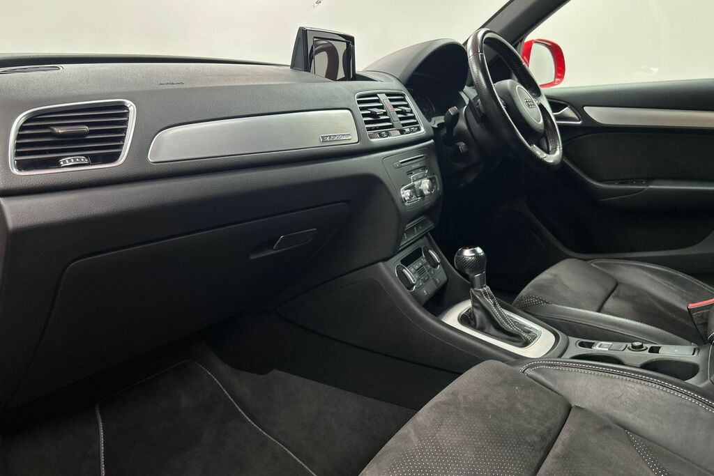 Audi Q3 2.0 Tdi S Line Plus S Tronic Quattro Euro 6 Ss Red #6