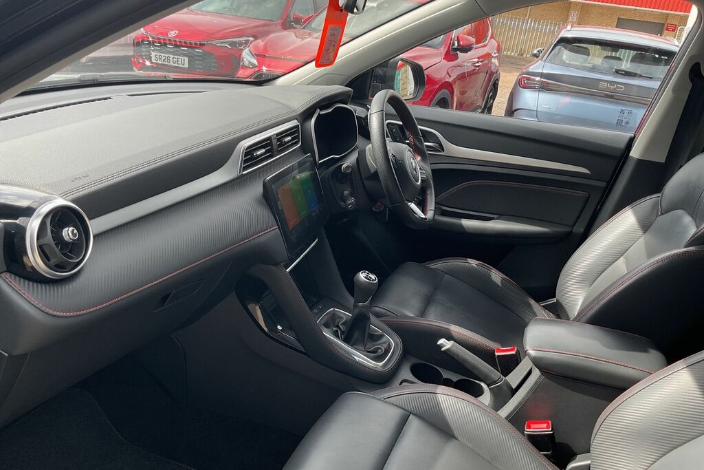MG ZS 1.5 Vti-tech Exclusive Euro 6 Ss Black #6