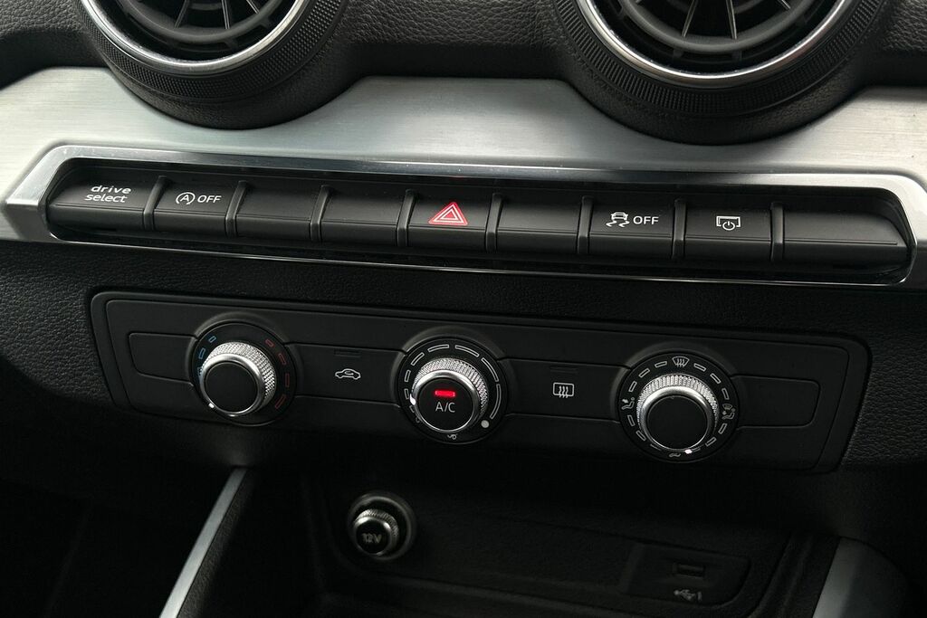 Audi Q2 Tfsi Cod S Line #17