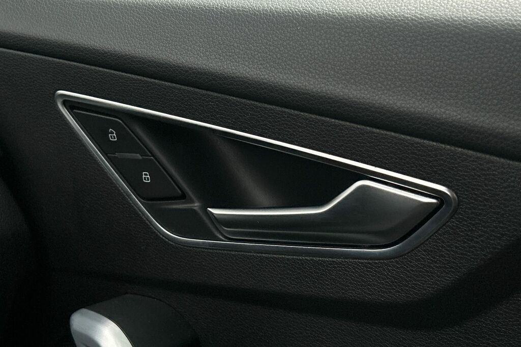 Audi Q2 Tfsi Cod S Line #25