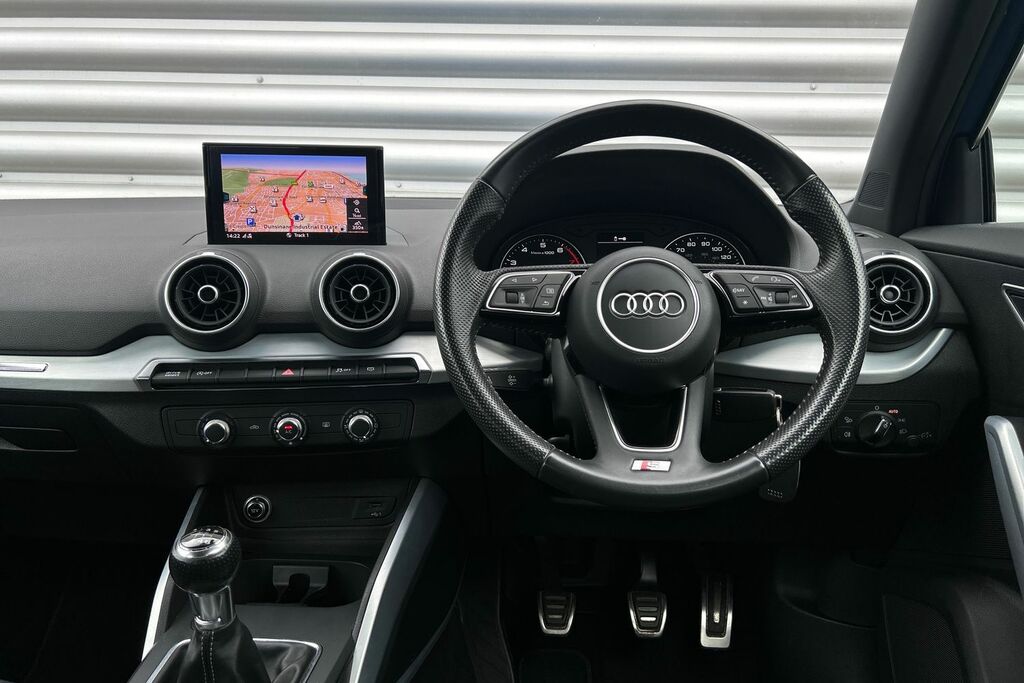 Audi Q2 Tfsi Cod S Line #13